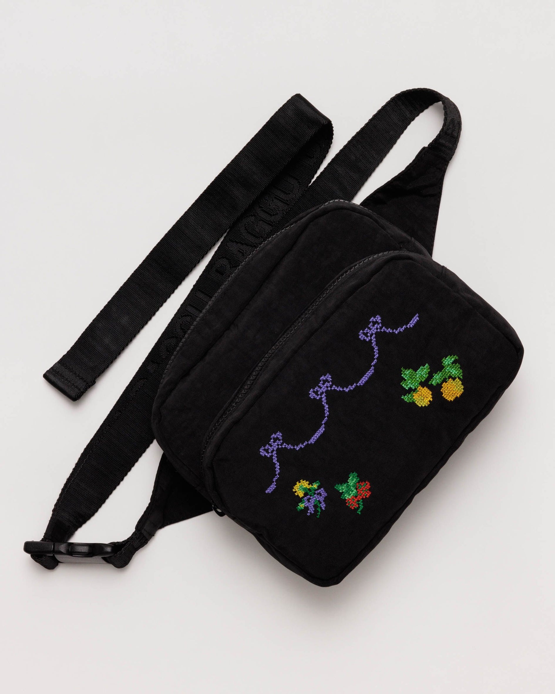 Horizontal Zip Duck Bag : Cross Stitch - Baggu