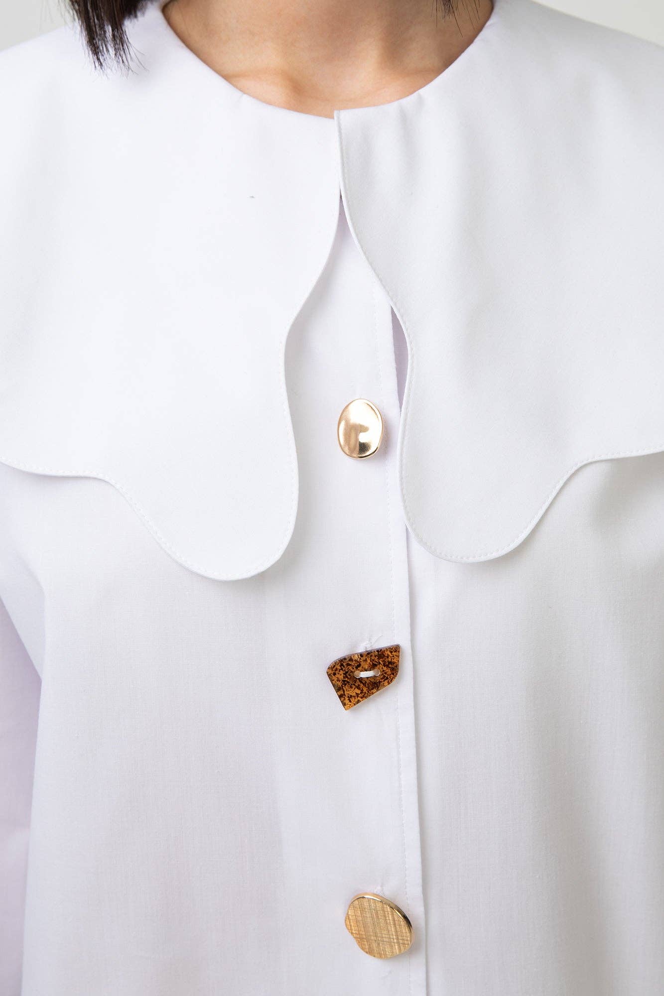 WIDE COLLAR POPLIN SHIRT: White