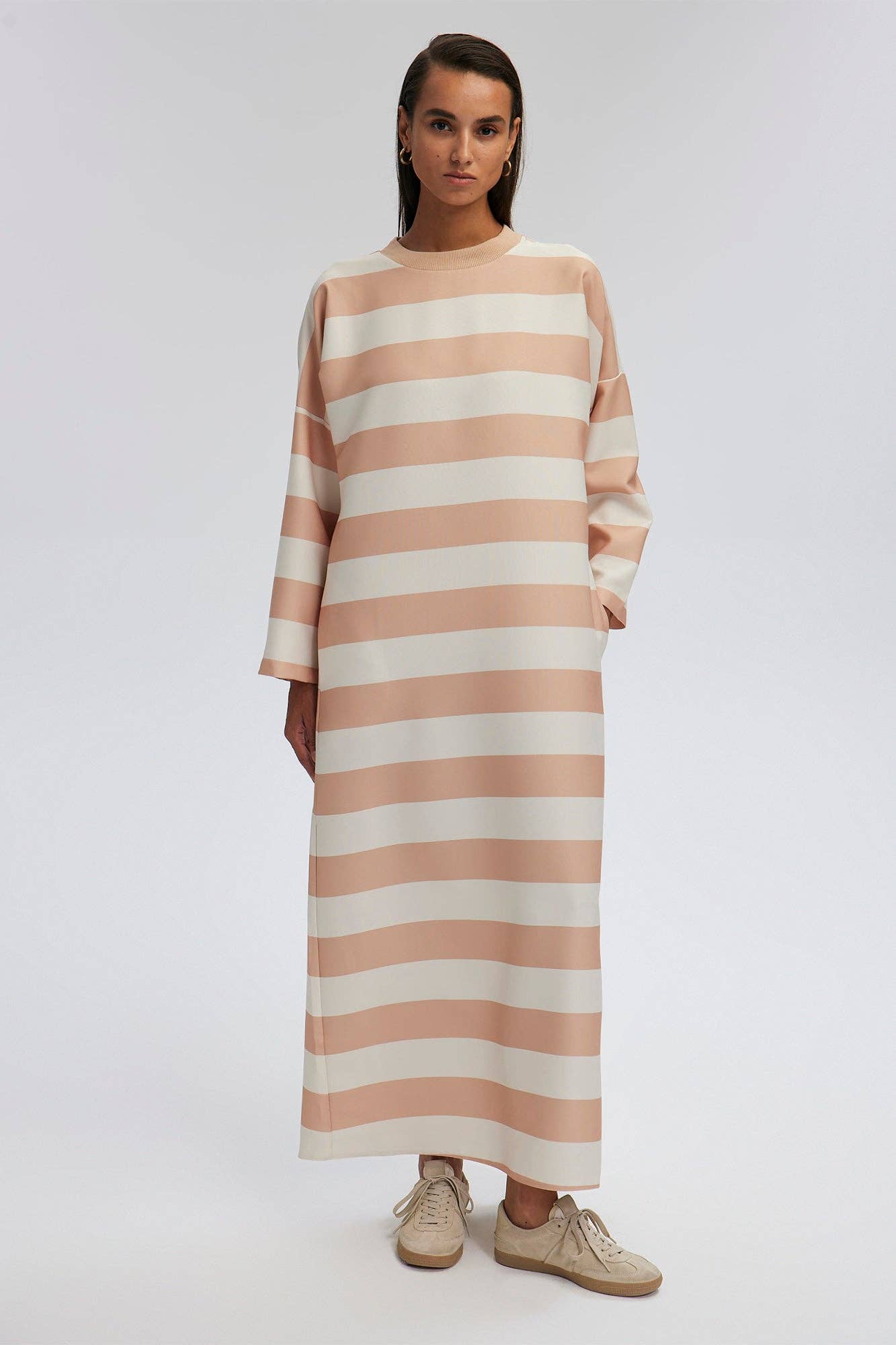 STRIPED CREPE DRESS: Beige