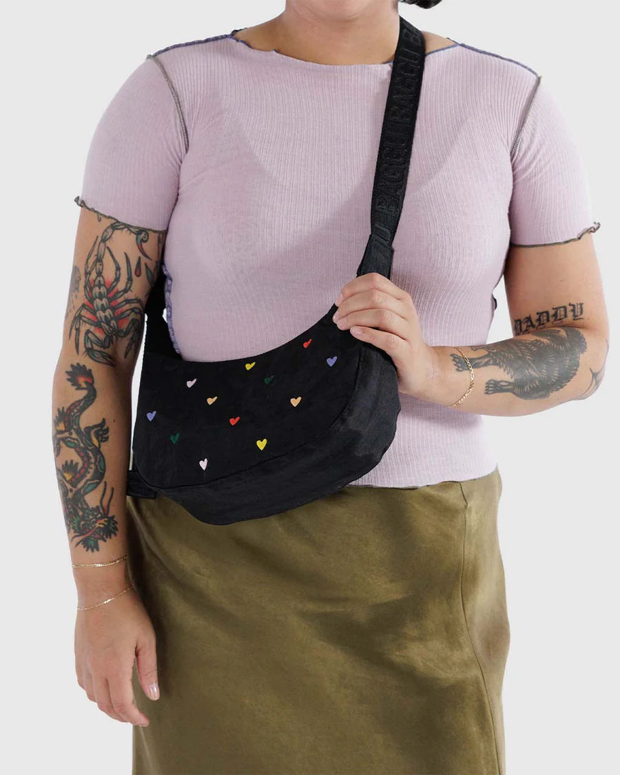 BAGGU Small Nylon Crescent Bag - Embroidered Hearts