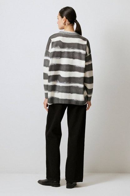 SOFT TEXTURED HIGH NECK STRIPED SWEATER: Black