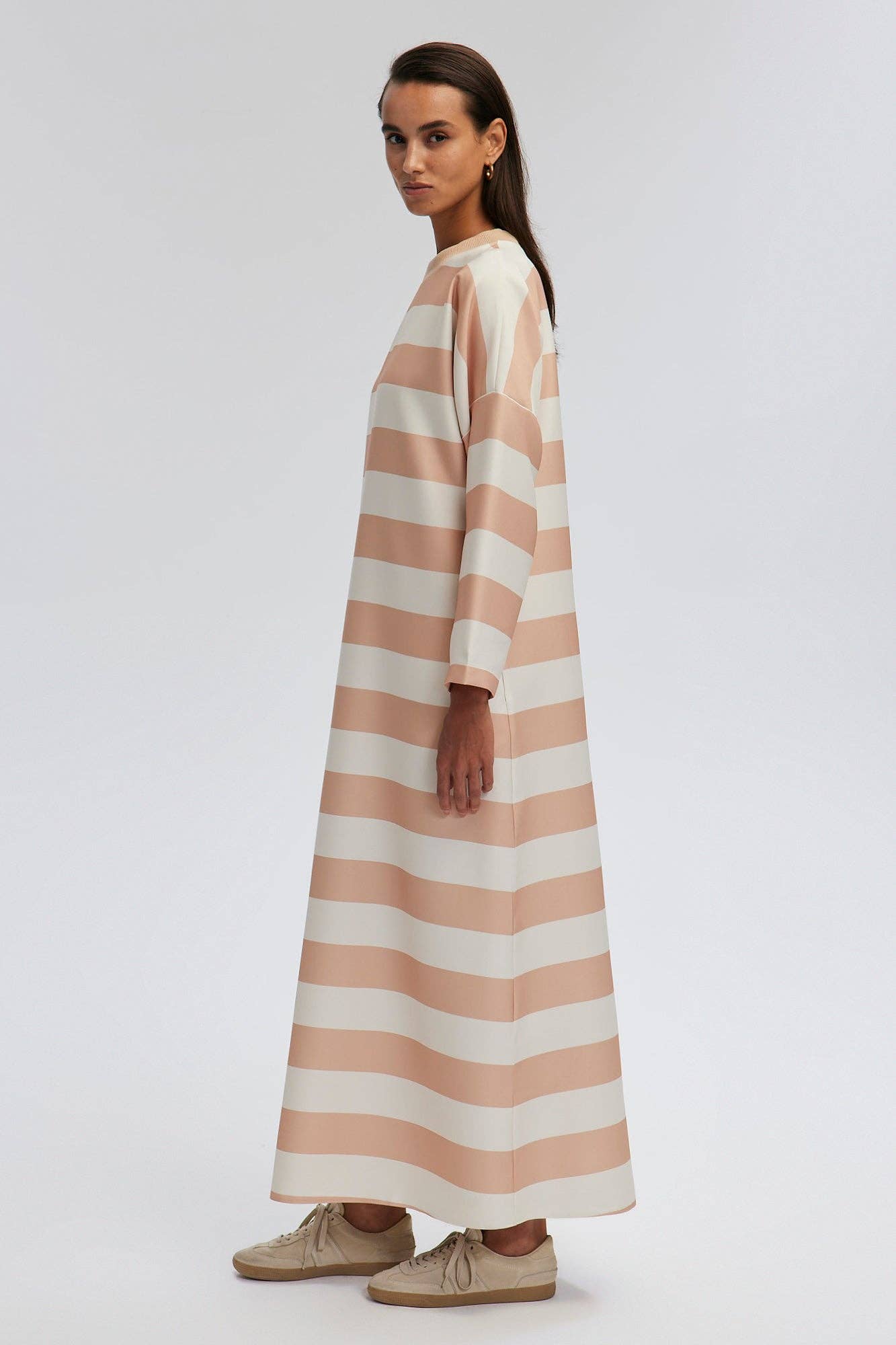 STRIPED CREPE DRESS: Beige