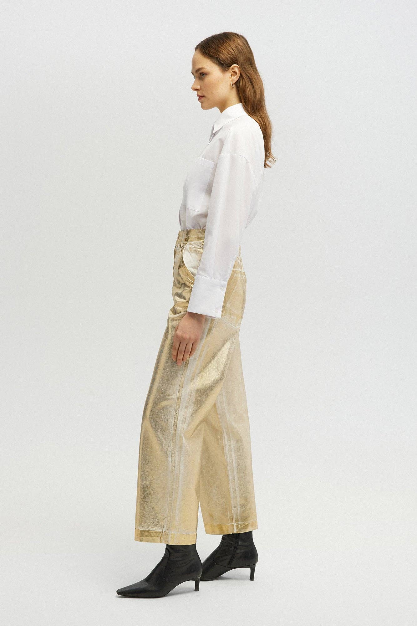 STRAIGHT FIT JEANS WITH FOIL DETAIL: Gold