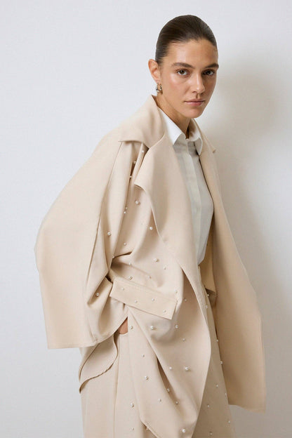 PEARL DETAILED JACKET: Beige / Standard